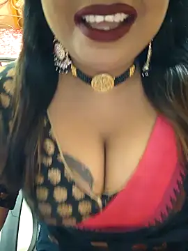 Snapshot of YR-SHIVANI chatting on November 2025 04:33:02 AM YR-SHIVANI online show from November 2025 04:33:02 AM