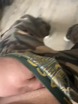 Snapshot of Micversa@xh chatting on February 2025 01:22:01 PM Micversaxh online show from February 2025 01:22:01 PM