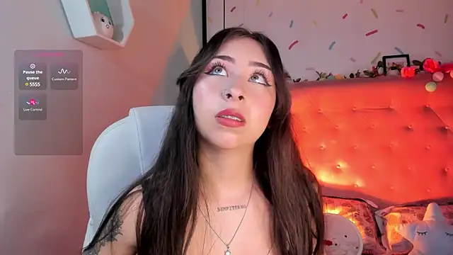  cloe martinez online show from February 2025 09:04:01 PM