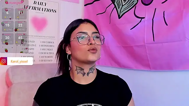 Snapshot of Hinataw33d01 chatting on March 2025 11:38:02 PM Hinataw33d01 online show from March 2025 11:38:02 PM