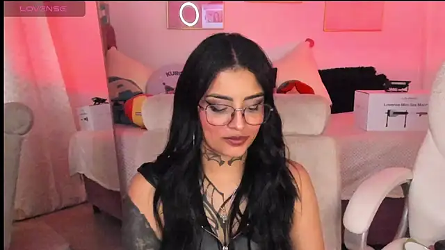 Snapshot of Hinataw33d01 chatting on October 2025 02:55:01 AM Hinataw33d01 online show from October 2025 02:55:01 AM