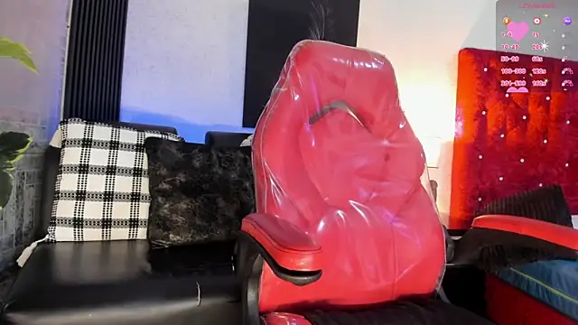 paulinasaeEnz online show from March 2026 01:40:02 PM