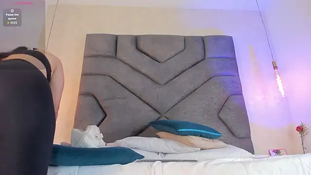 Snapshot of Liinda_Saenz chatting on December 2025 11:30:02 AM Liinda Saenz online show from December 2025 11:30:02 AM