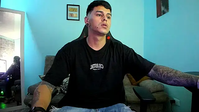 E Moon online show from December 2024 03:26:01 AM