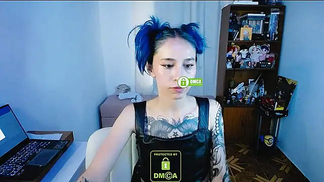 dakota senju online show from December 2024 10:13:01 PM