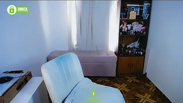 dakota senju online show from December 2024 10:00:02 PM