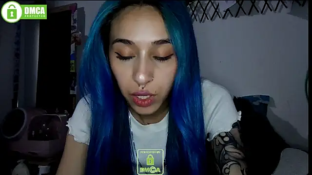 dakota senju online show from February 2025 11:00:01 PM