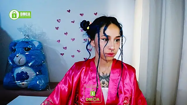 dakota senju online show from February 2025 09:25:02 PM