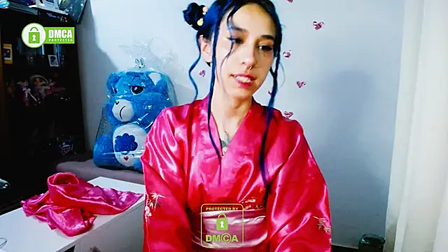 dakota senju online show from February 2025 04:50:02 AM