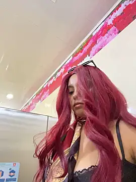 Nathcurly  online show from December 2024 08:32:02 PM