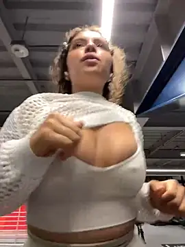 Nathcurly  online show from December 2024 06:11:02 AM