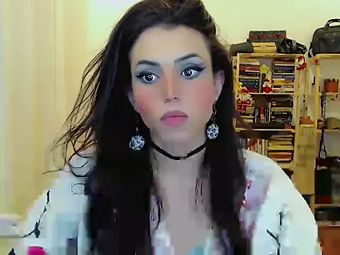 Sophie Fantasys online show from November 2025 05:46:02 PM