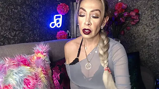 EvelinaGrey online show from January 2025 02:43:01 AM