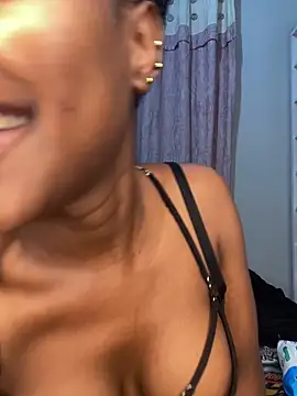 hot daily online show from October 2025 09:50:01 PM