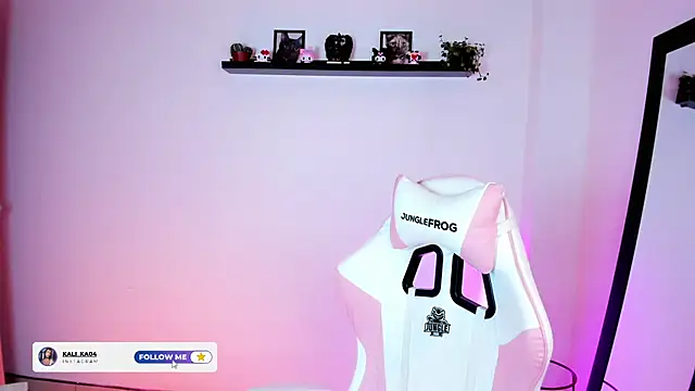 kali ka  online show from November 2025 06:29:01 PM