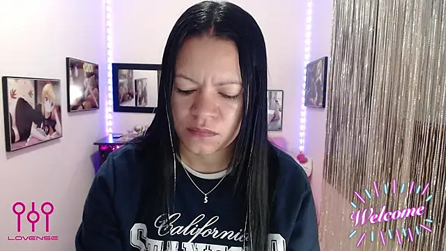 Snapshot of Cristal_w chatting on September 2025 12:41:01 PM Cristal w online show from September 2025 12:41:01 PM