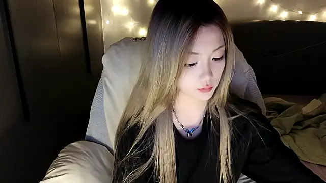 Jennie-007 online show from September 2025 05:35:02 PM