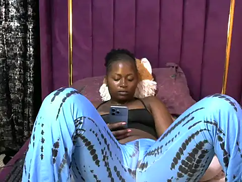 slender-qwene online show from December 2025 08:50:02 PM