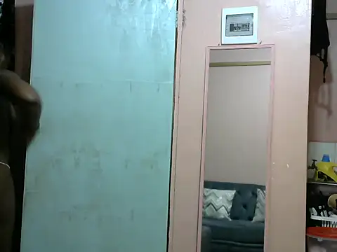 slender-qwene online show from March 2026 08:37:02 AM