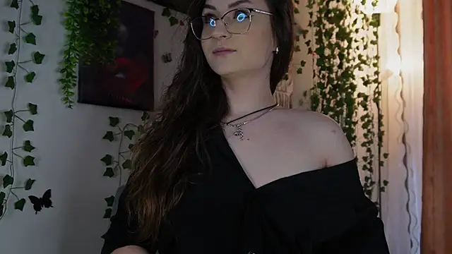 Snapshot of NaughtYHomemadE chatting on February 2025 12:22:02 PM NaughtYHomemadE online show from February 2025 12:22:02 PM