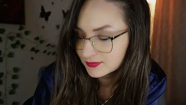Snapshot of NaughtYHomemadE chatting on February 2025 05:09:01 PM NaughtYHomemadE online show from February 2025 05:09:01 PM