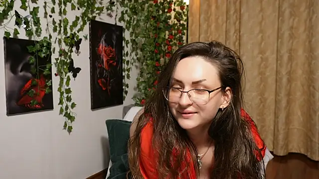 Snapshot of NaughtYHomemadE chatting on October 2025 10:30:01 PM NaughtYHomemadE online show from October 2025 10:30:01 PM
