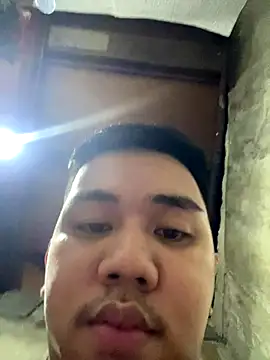 xgregor07 online show from November 2025 12:38:01 PM