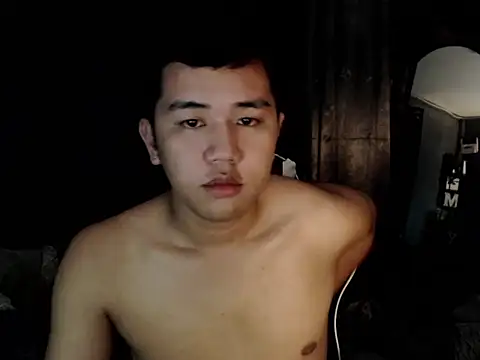 xgregor07 online show from November 2025 04:40:02 PM