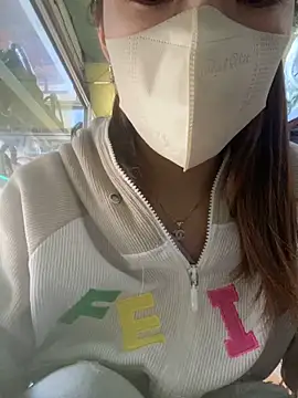 Snapshot of Rosa_998 chatting on December 2025 12:38:02 AM Rosa 998 online show from December 2025 12:38:02 AM