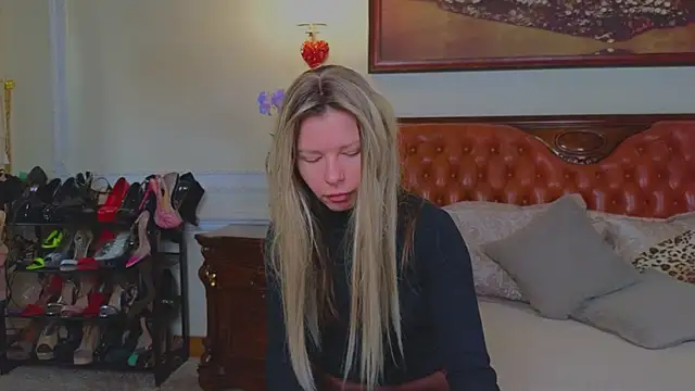 Real Tini online show from February 2026 06:09:01 AM