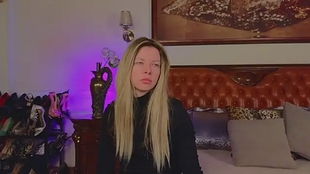 Real Tini online show from March 2026 07:04:02 AM