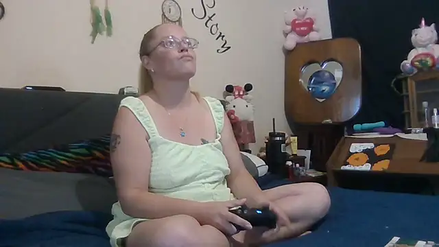 Toybox13 Pika online show from November 2025 05:35:01 PM