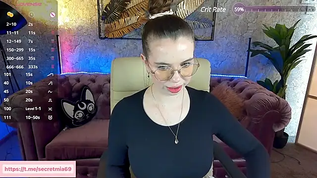 Snapshot of SecretDesireMe chatting on February 2025 02:13:02 PM SecretDesireMe online show from February 2025 02:13:02 PM