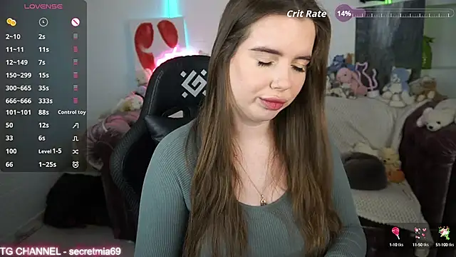 Snapshot of SecretDesireMe chatting on September 2025 08:31:01 PM SecretDesireMe online show from September 2025 08:31:01 PM