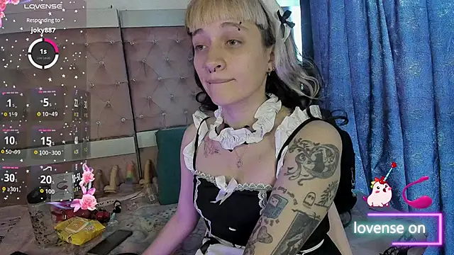 Snapshot of neeko_princes chatting on June 2026 12:39:01 PM neeko princes online show from June 2026 12:39:01 PM