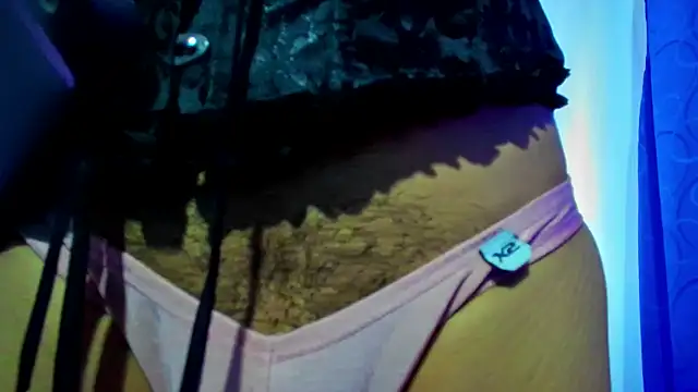 Snapshot of Aliice_Doll chatting on December 2025 06:49:01 PM Aliice Doll online show from December 2025 06:49:01 PM