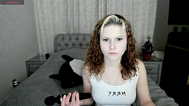 Snapshot of rocky_foxy chatting on January 2025 10:45:01 PM rocky foxy online show from January 2025 10:45:01 PM