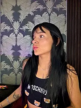  shantal smith online show from November 2025 05:40:01 AM