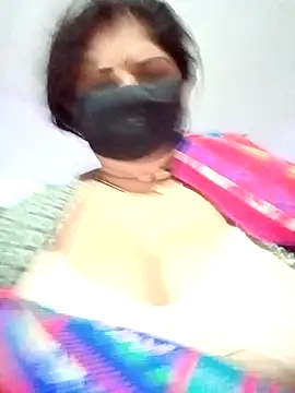 Snapshot of Hotmohni chatting on December 2024 12:21:02 AM Hotmohni online show from December 2024 12:21:02 AM