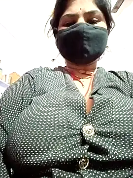 Snapshot of Hotmohni chatting on December 2024 03:33:02 AM Hotmohni online show from December 2024 03:33:02 AM