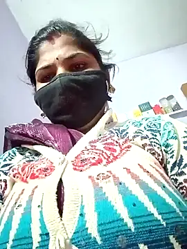 Snapshot of Hotmohni chatting on January 2025 03:39:02 PM Hotmohni online show from January 2025 03:39:02 PM