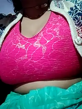 Snapshot of Hotmohni chatting on January 2025 10:27:02 AM Hotmohni online show from January 2025 10:27:02 AM