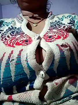 Snapshot of Hotmohni chatting on January 2025 02:22:01 PM Hotmohni online show from January 2025 02:22:01 PM