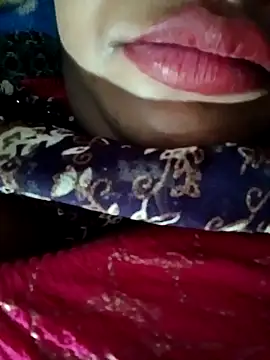 Snapshot of Hotmohni chatting on January 2025 06:59:01 PM Hotmohni online show from January 2025 06:59:01 PM