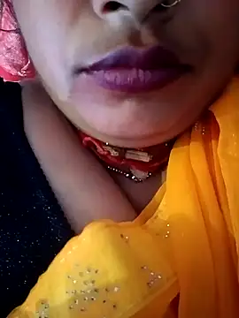 Snapshot of Hotmohni chatting on January 2025 12:47:01 AM Hotmohni online show from January 2025 12:47:01 AM