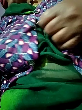 Snapshot of Hotmohni chatting on February 2025 09:46:02 AM Hotmohni online show from February 2025 09:46:02 AM