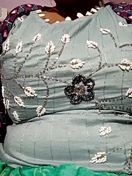 Snapshot of Hotmohni chatting on February 2025 09:31:01 AM Hotmohni online show from February 2025 09:31:01 AM