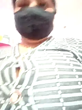 Snapshot of Hotmohni chatting on March 2025 06:16:02 AM Hotmohni online show from March 2025 06:16:02 AM