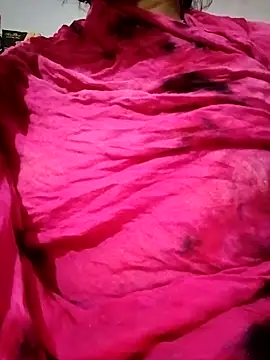 Snapshot of Hotmohni chatting on March 2025 06:05:02 AM Hotmohni online show from March 2025 06:05:02 AM