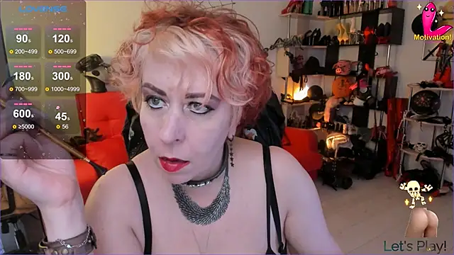 Snapshot of GinaMiracle chatting on November 2025 11:27:02 PM GinaMiracle online show from November 2025 11:27:02 PM